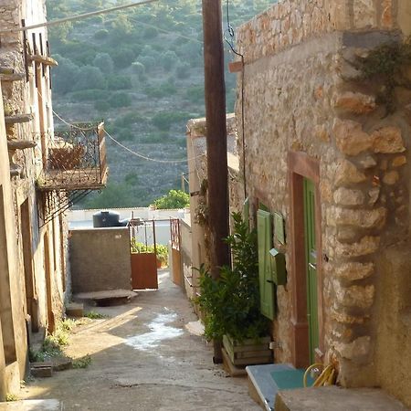 St. George Sykoussis Traditional Residence Agios Georgios Sykousis Pokój zdjęcie